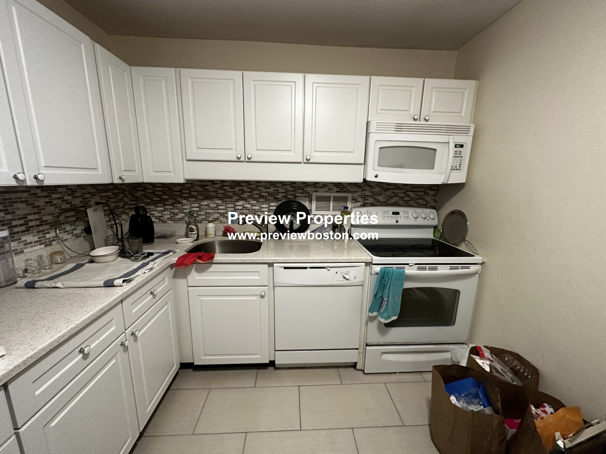 101 Monmouth St, Fenway