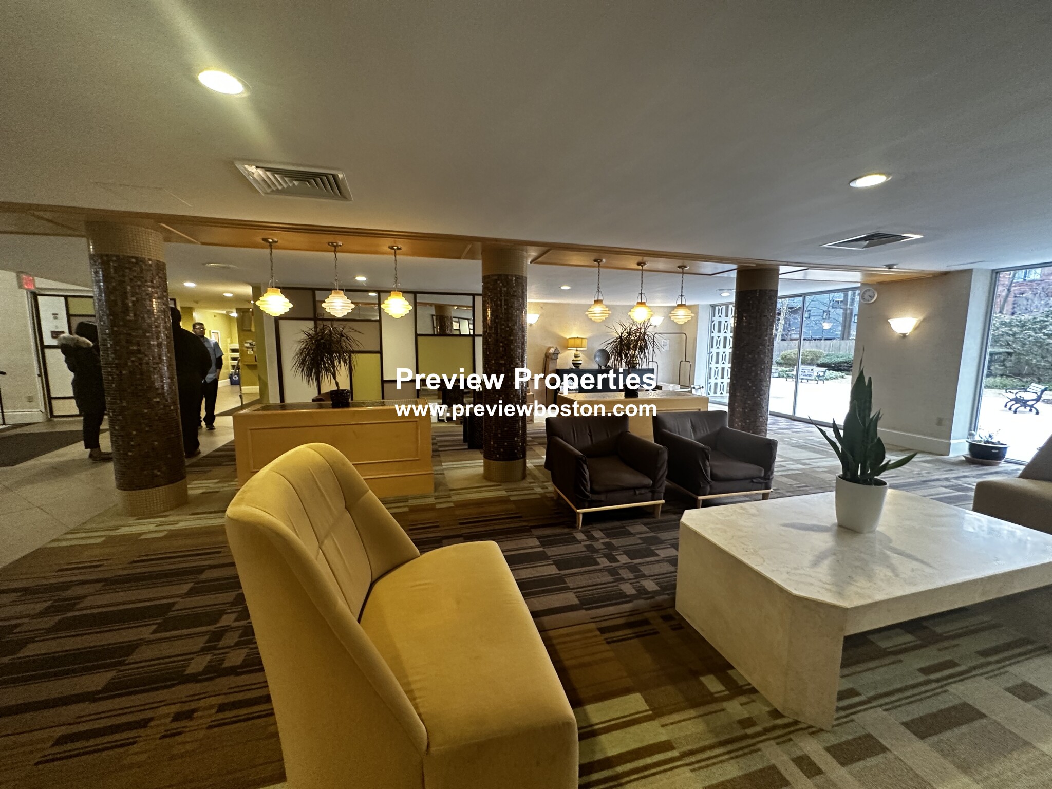 101 Monmouth St, Fenway