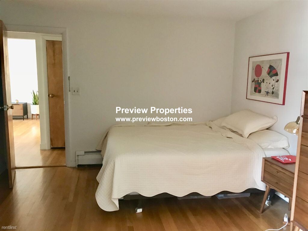 11 Commonwealth Ct, Brighton