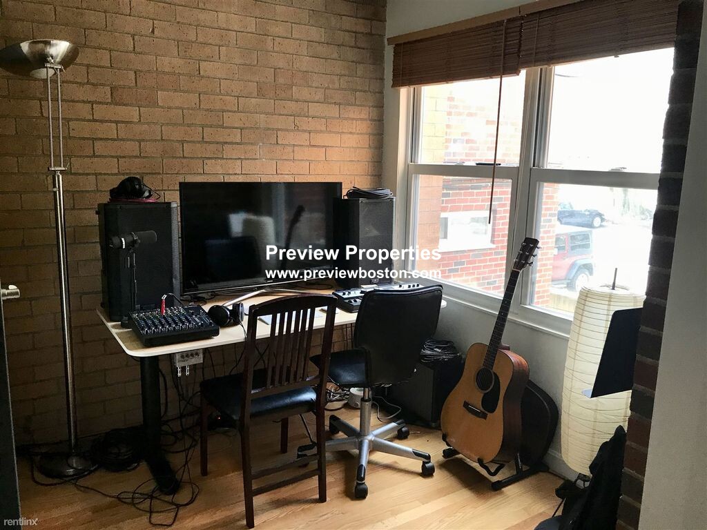 11 Commonwealth Ct, Brighton