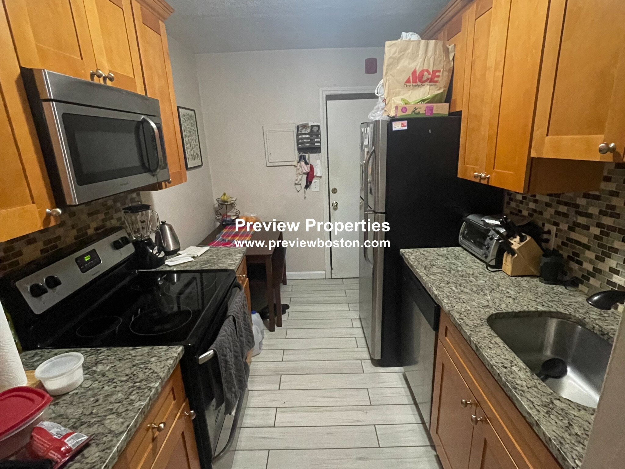 31 Chelsea St, East Boston