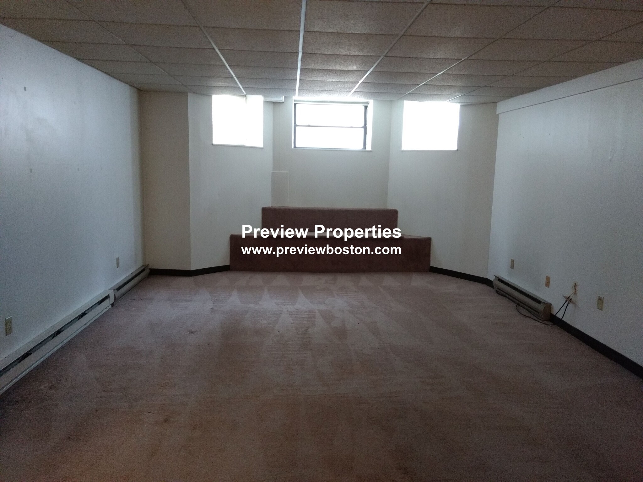 11 Stearns Rd, Brookline Hills