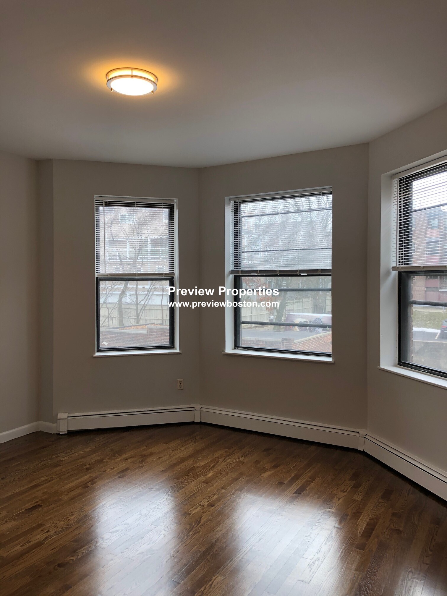 15 Stearns Rd, Brookline Hills