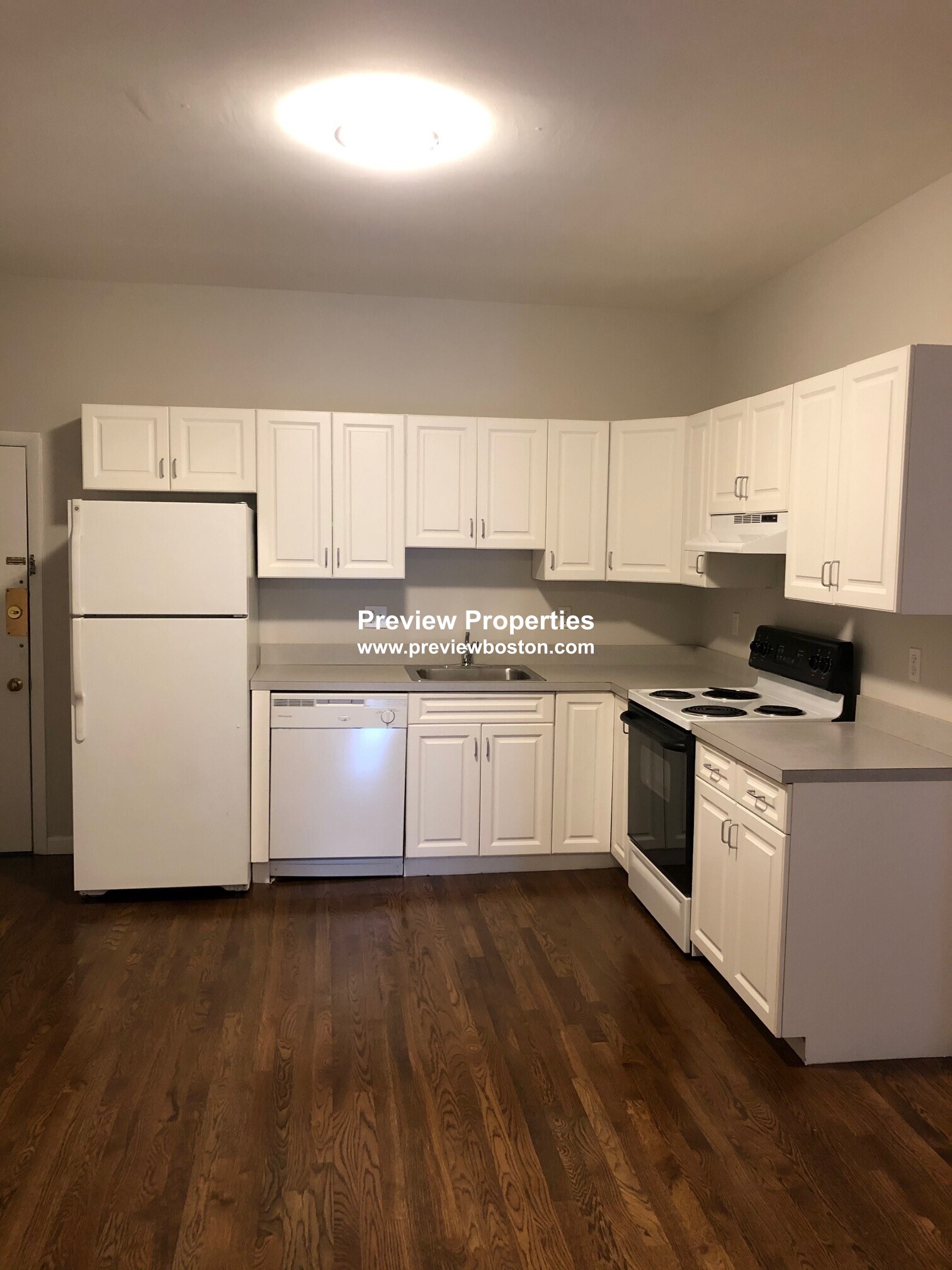 15 Stearns Rd, Brookline Hills