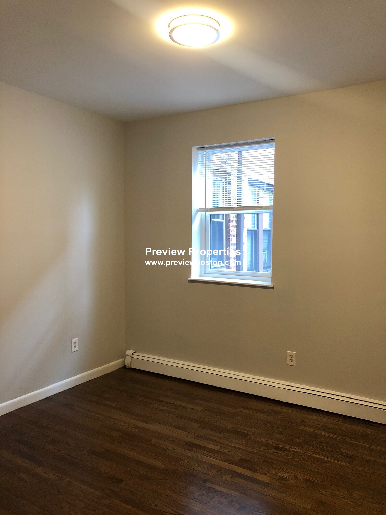 15 Stearns Rd, Brookline Hills