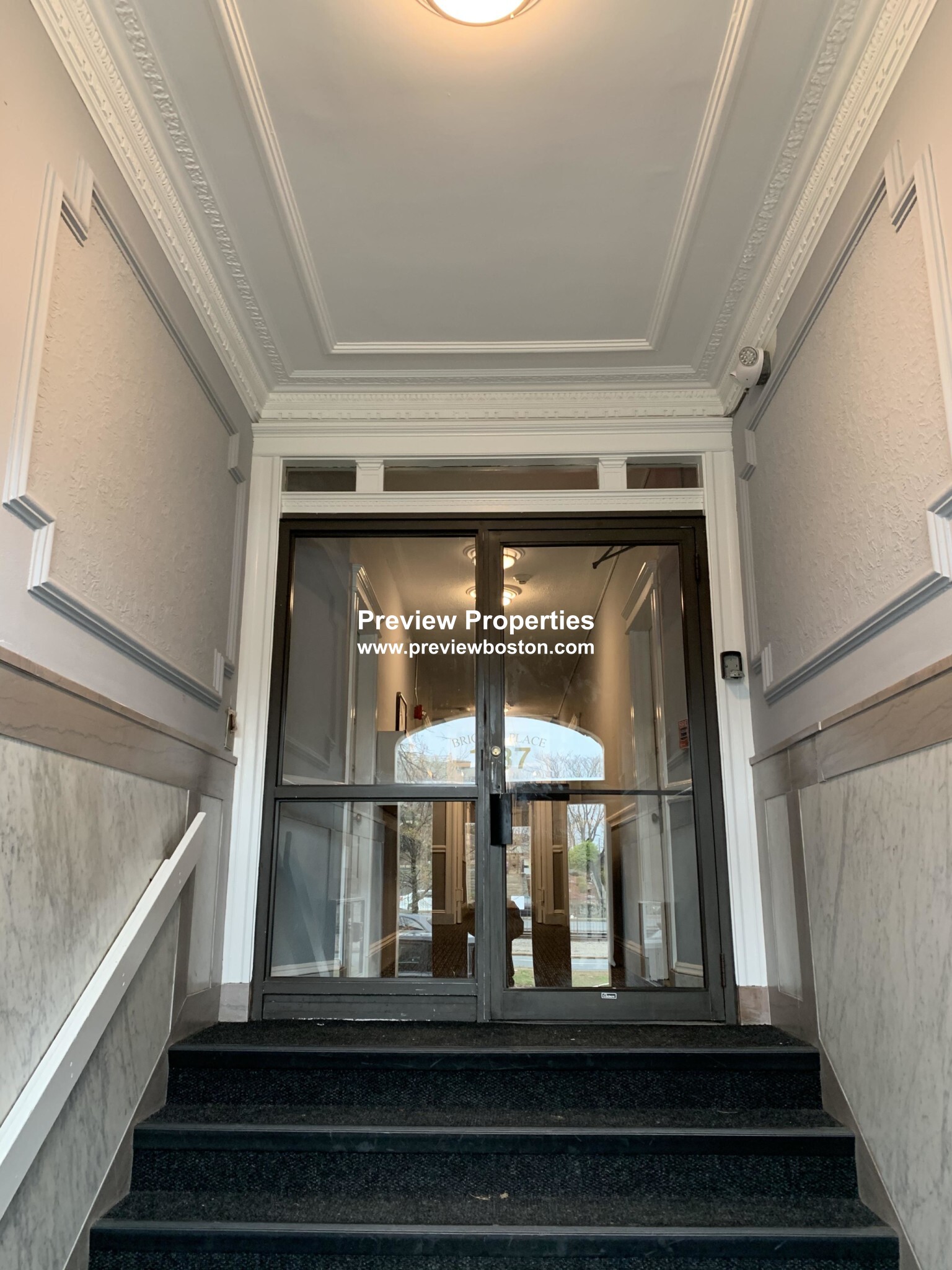 1637 Commonwealth Ave, Brighton