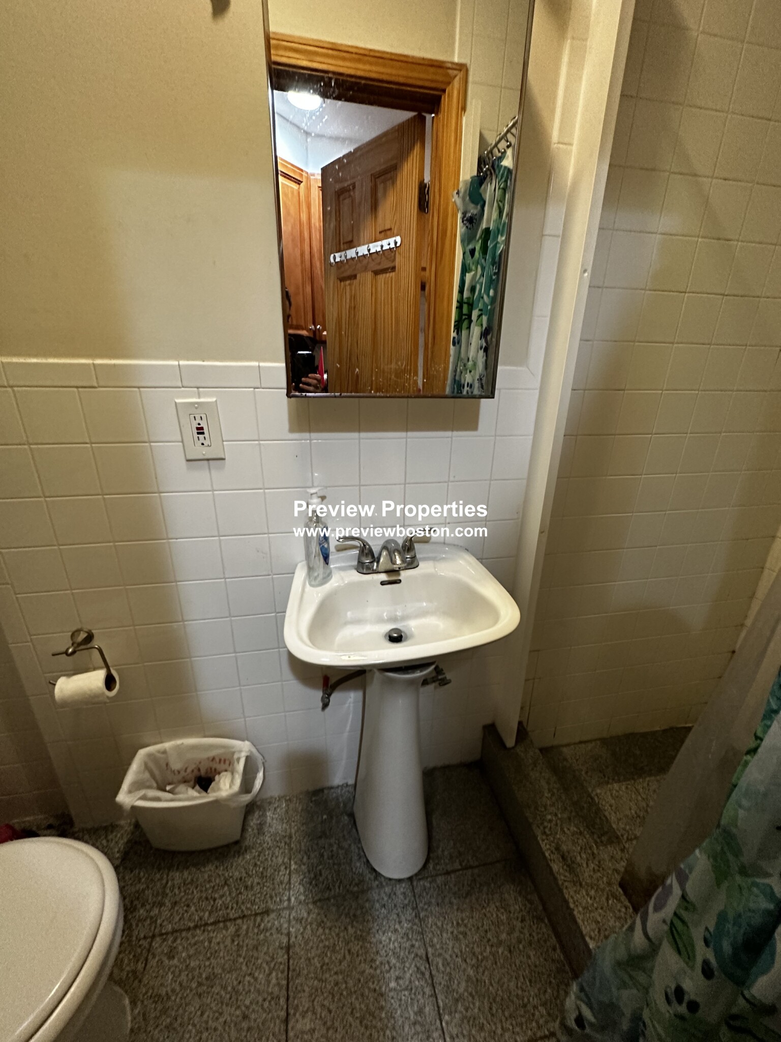 10 Moreland St, Roxbury