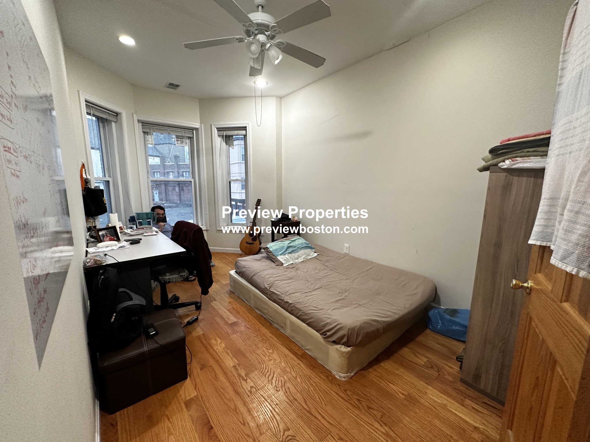 10 Moreland St, Roxbury