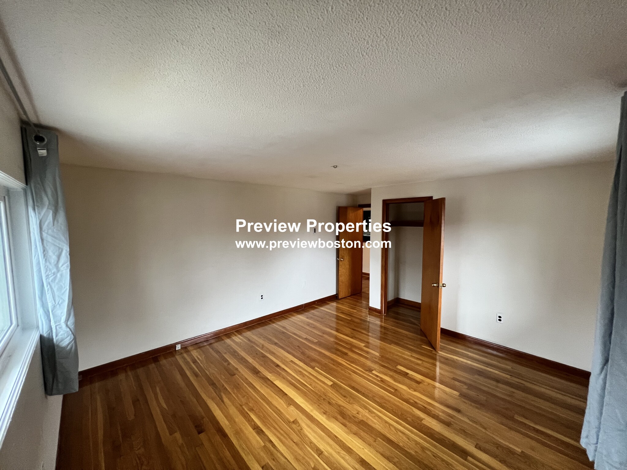 150 Barham Ave, Quincy