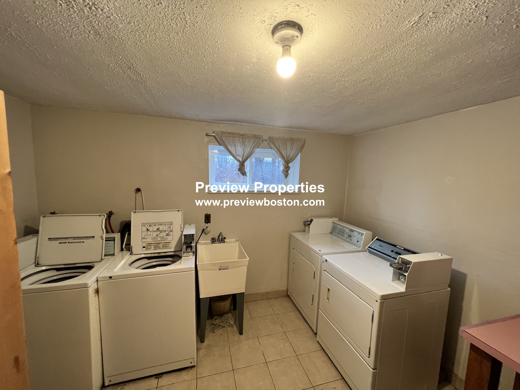 150 Barham Ave, Quincy