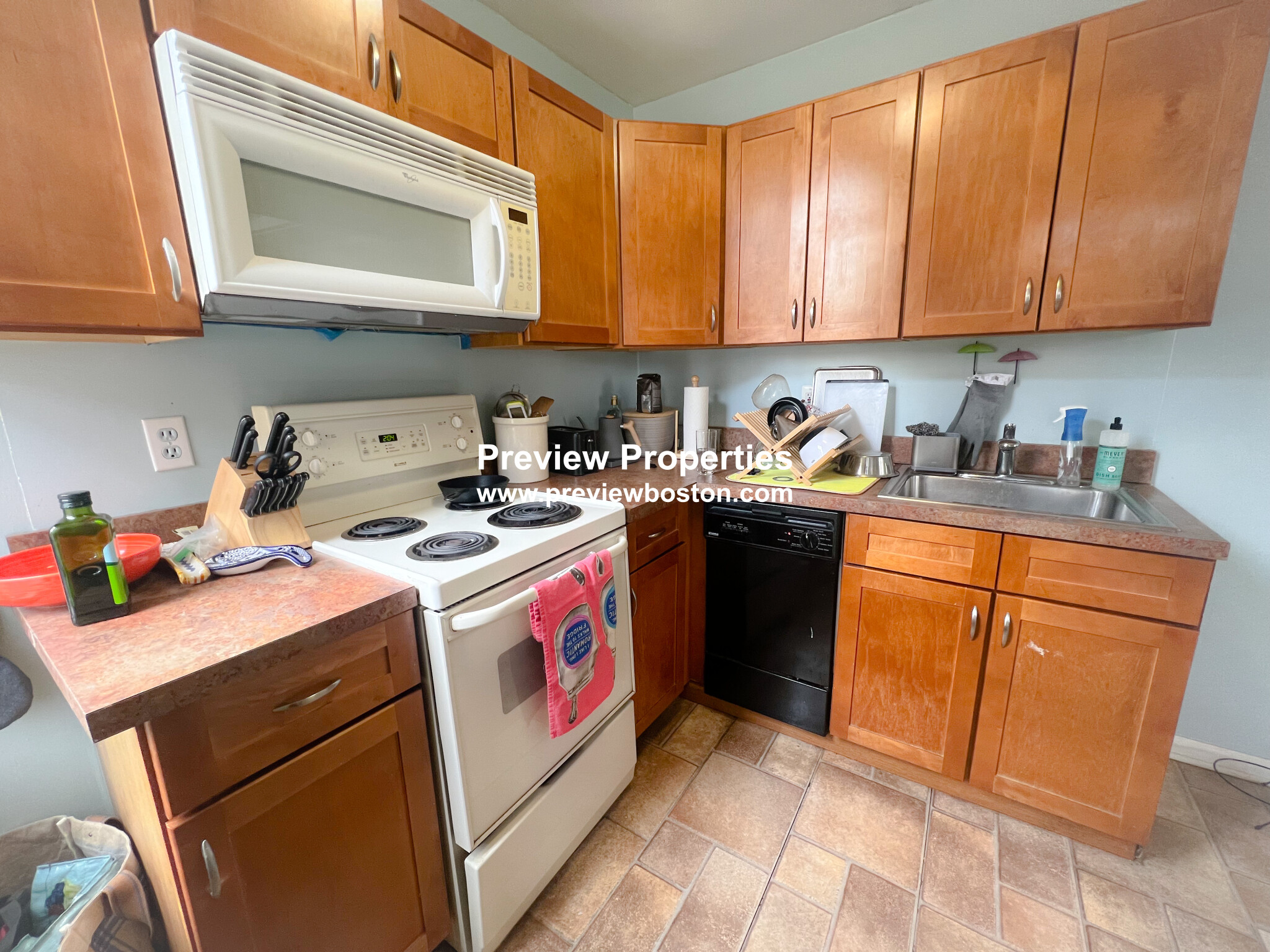 1480 Commonwealth Ave, Brighton