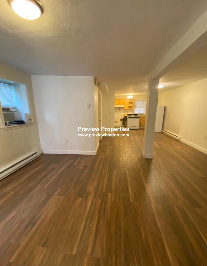 20 Chelsea St, East Boston