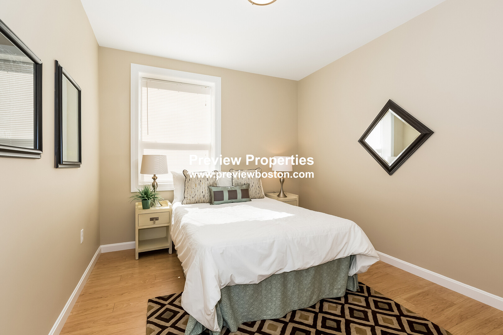 34 Decatur St, East Boston