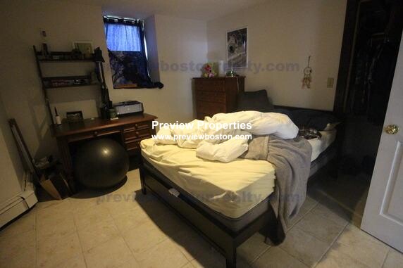 132 Chiswick Rd, Brighton