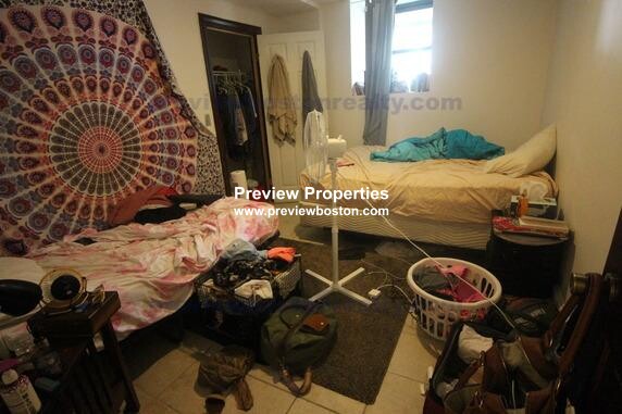 132 Chiswick Rd, Brighton