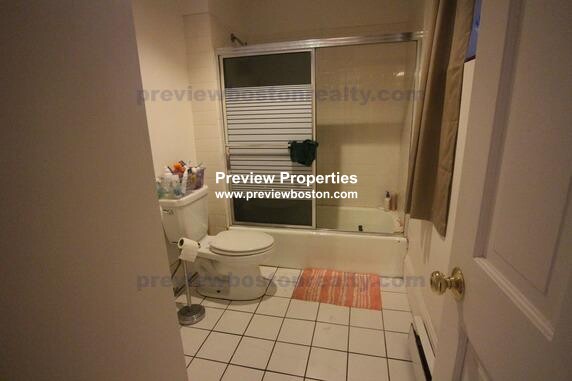 132 Chiswick Rd, Brighton