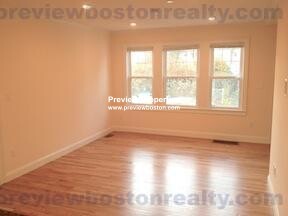 77 Beechcroft St, Brighton