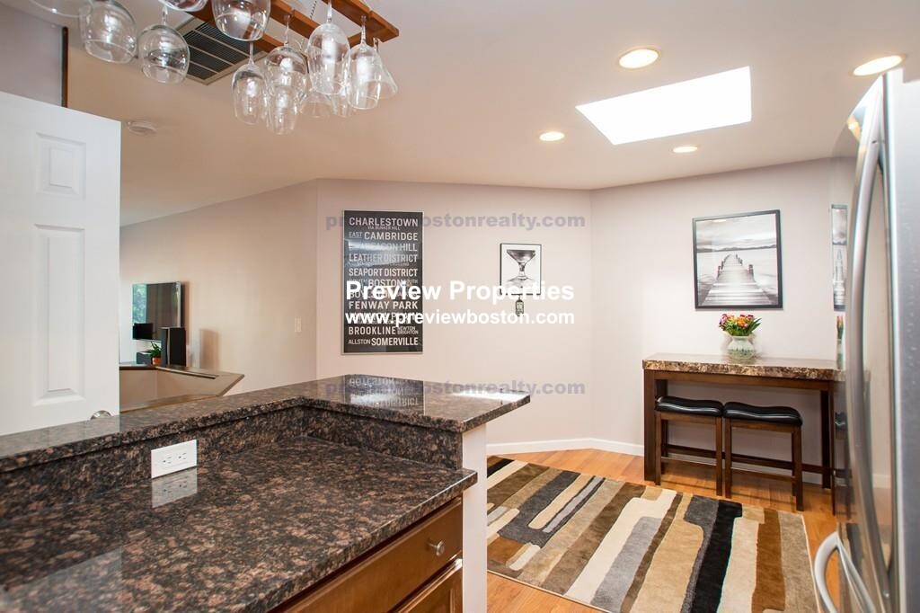 29 Brainerd Rd, Allston