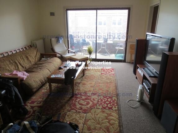 317 Summit Ave, Brighton