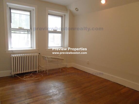 1997 Commonwealth Ave, Brighton