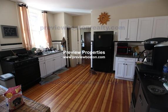 95 Coolidge St, Brighton