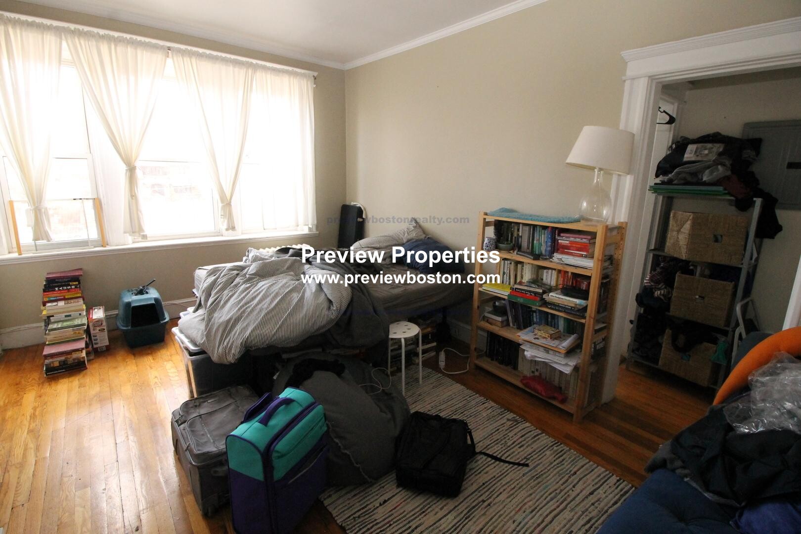 1637 Commonwealth Ave, Brighton