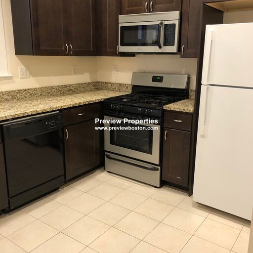 9 Upland Rd, Porter Square