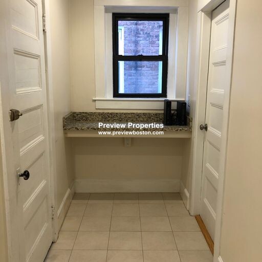 9 Upland Rd, Porter Square