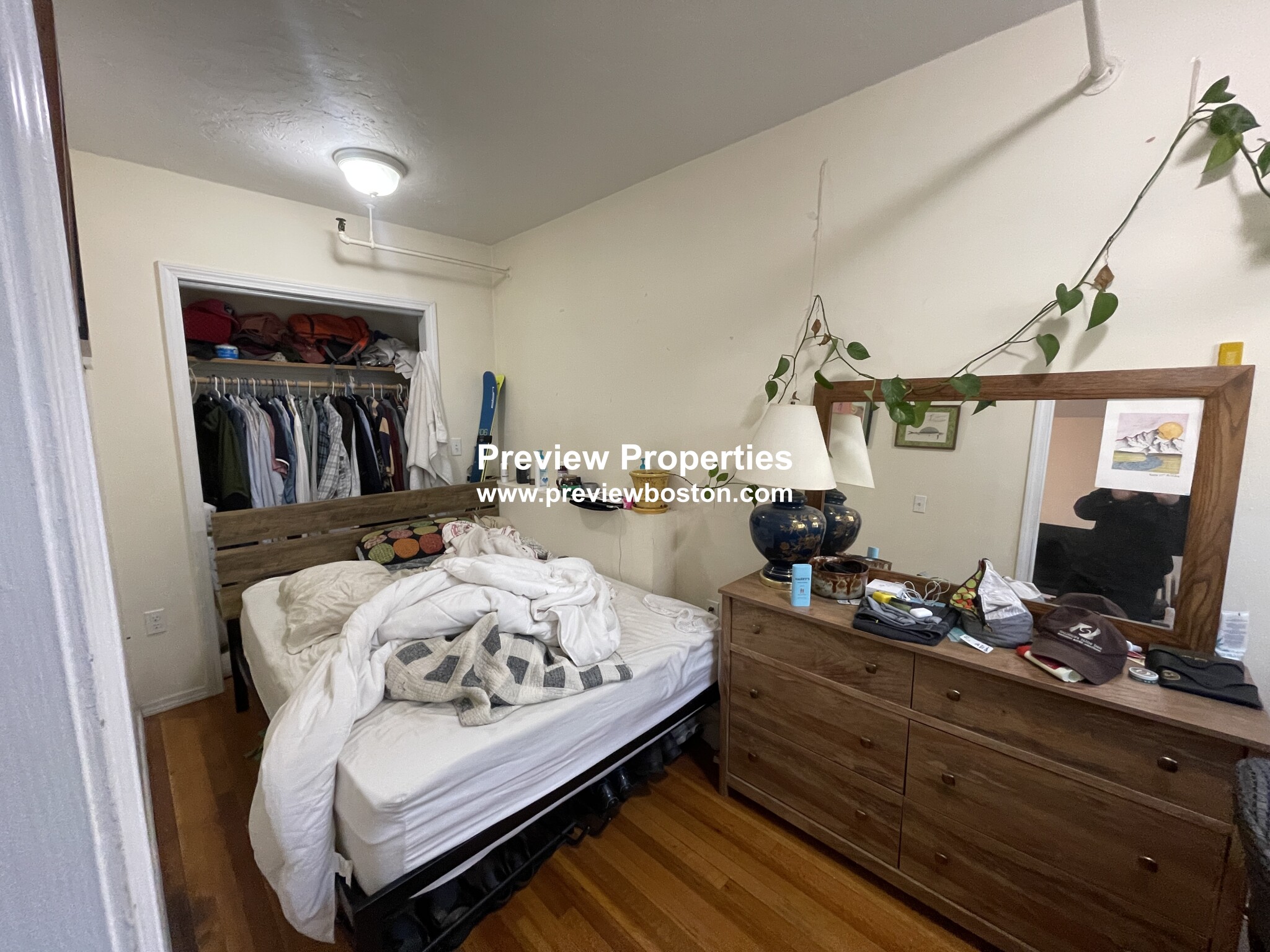 1615 Commonwealth Ave, Brighton