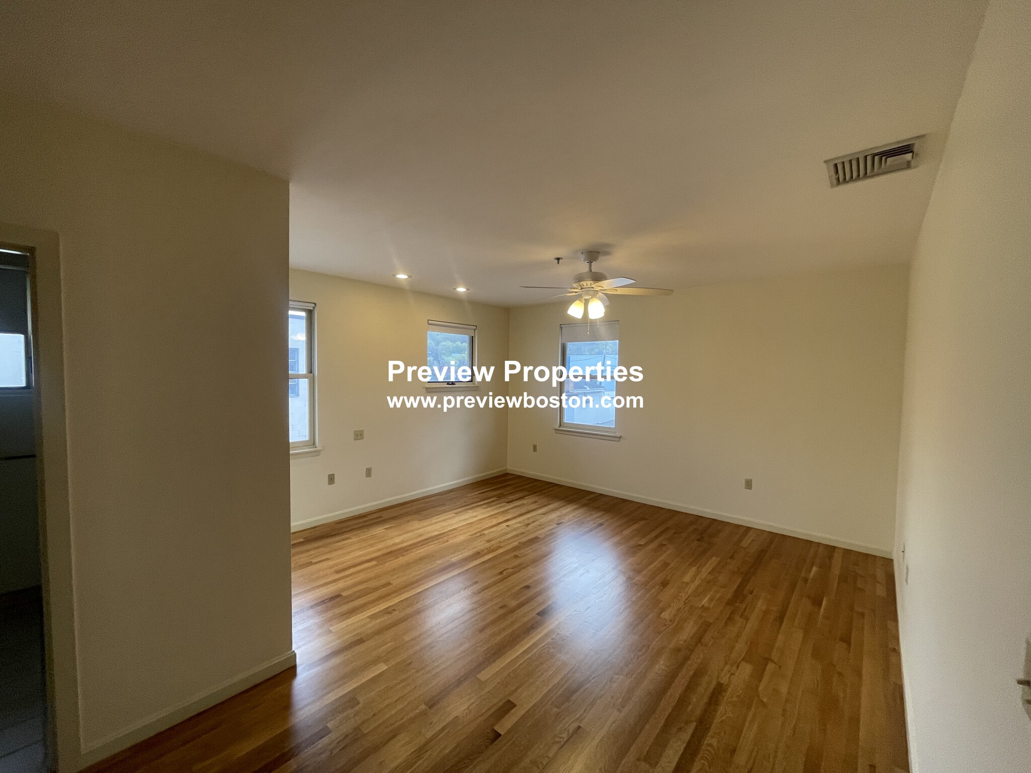 31 Channing St, Newton