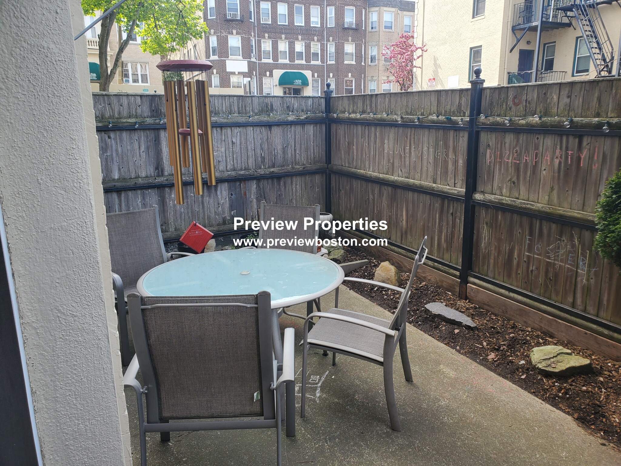 1423 Commonwealth Ave, Brighton