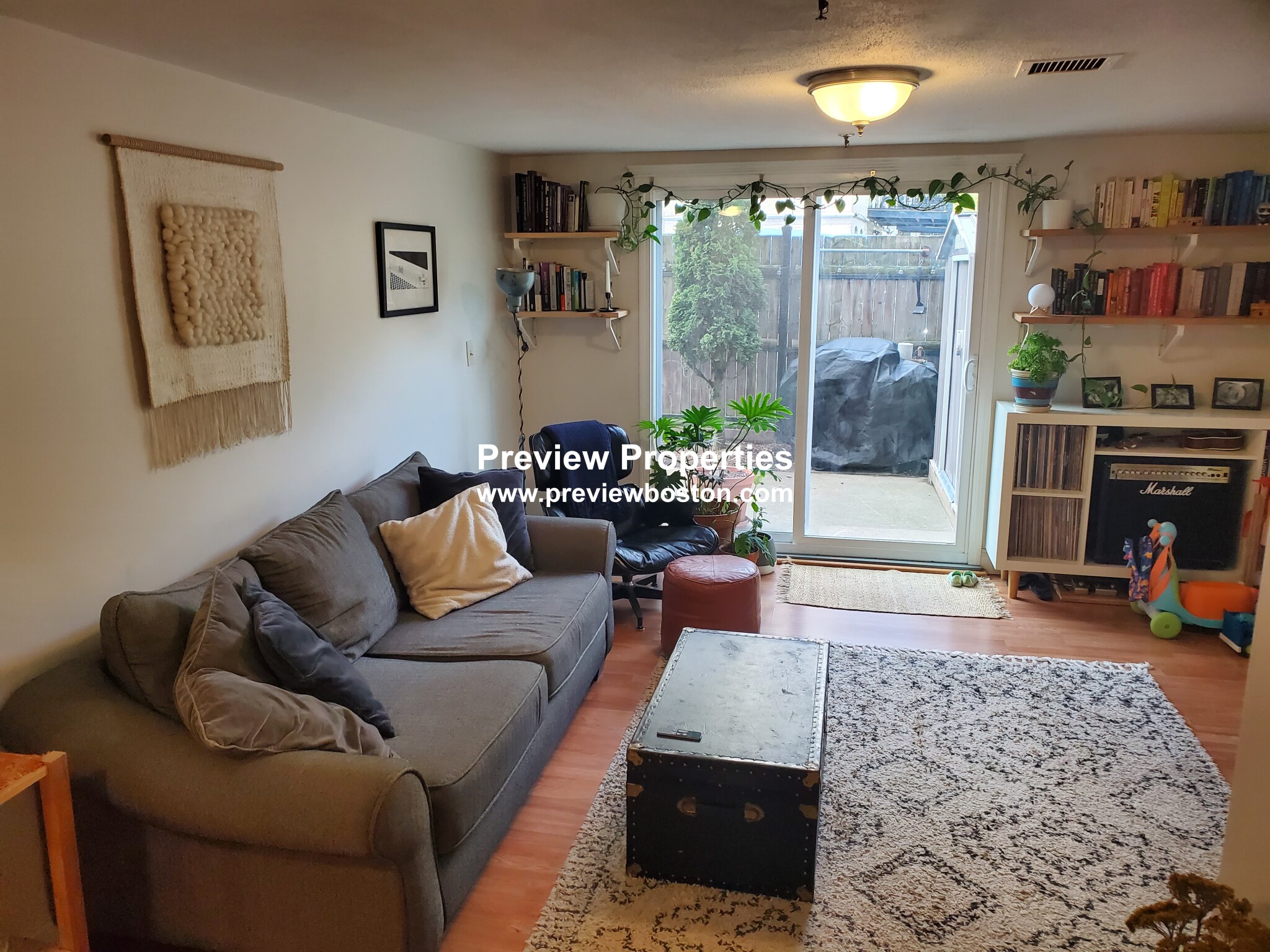 1423 Commonwealth Ave, Brighton