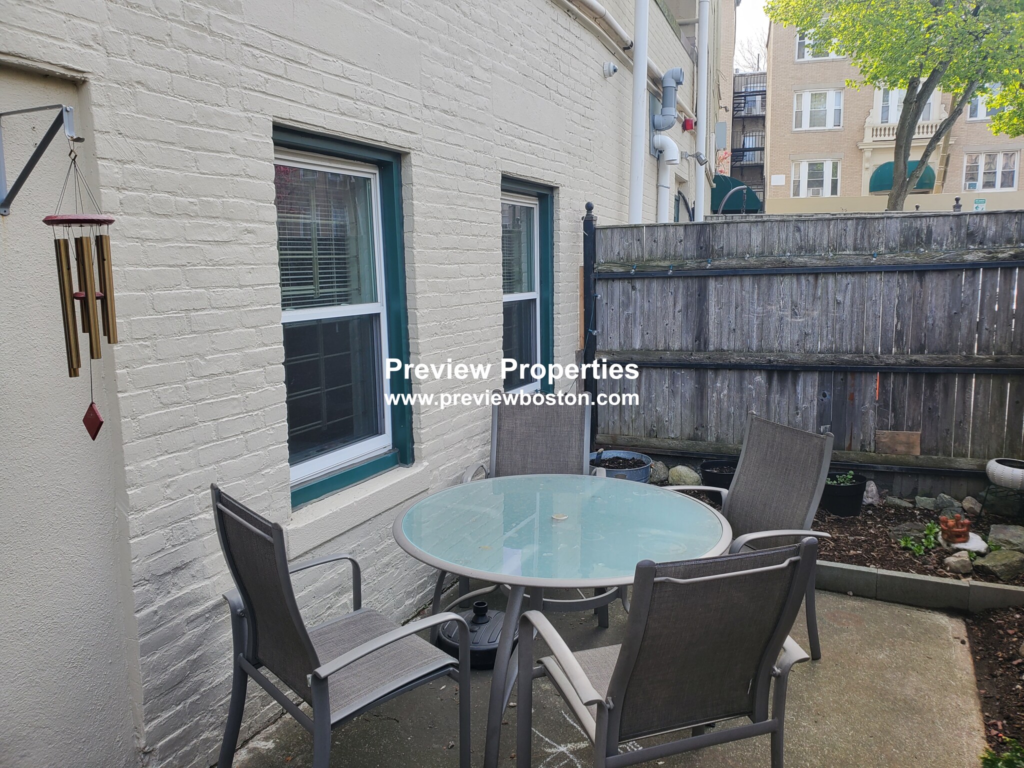 1423 Commonwealth Ave, Brighton