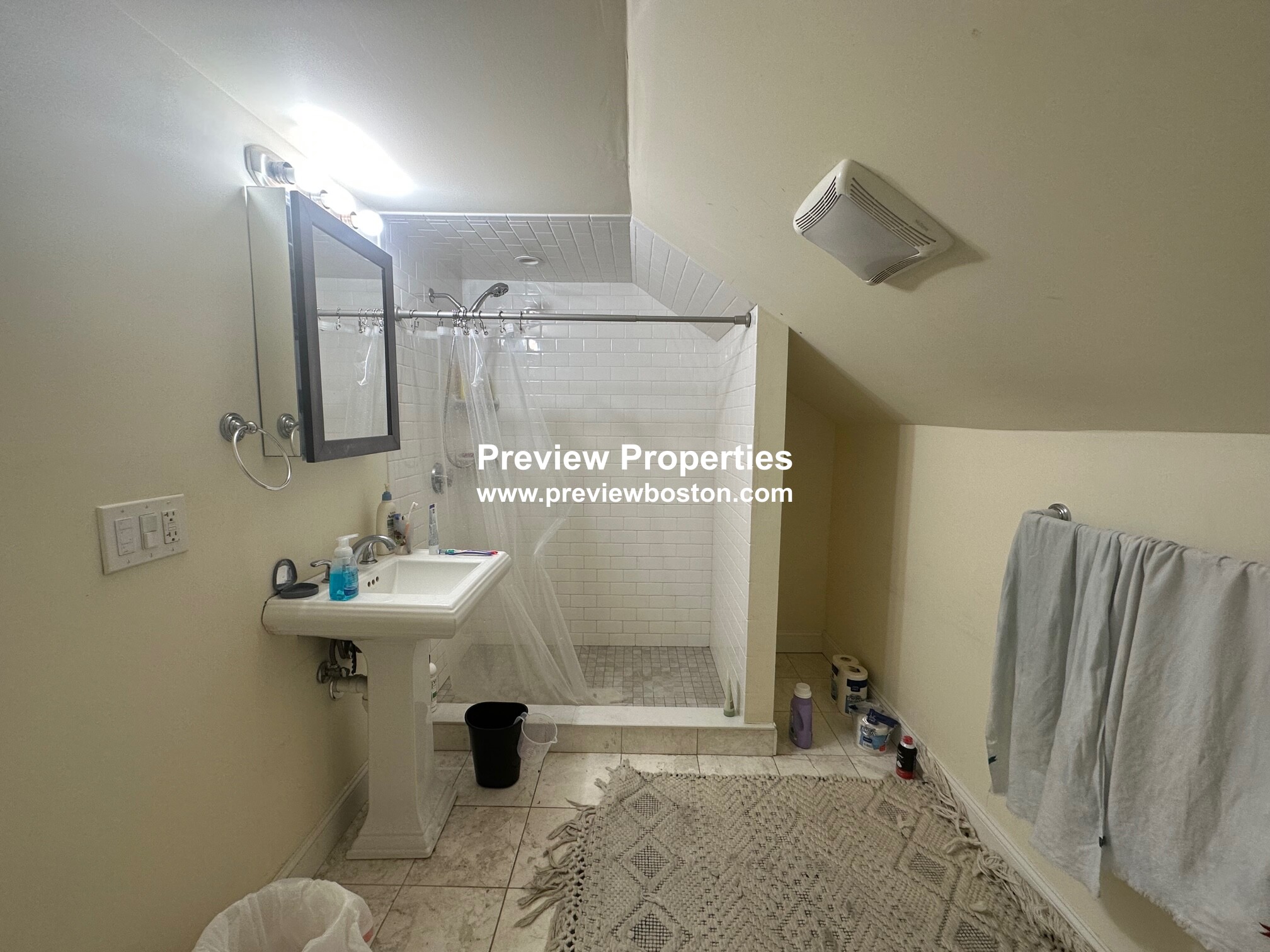 41 Hunnewell Ave, Brighton