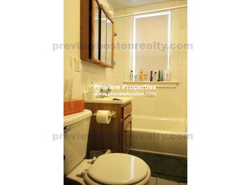 212 Allston St, Brighton