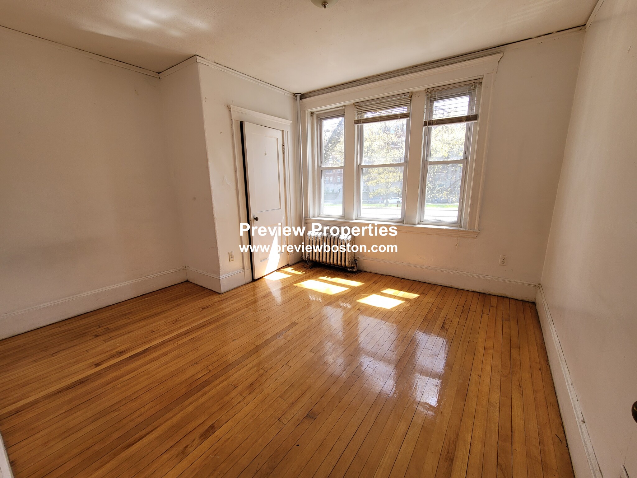 1377 Commonwealth Ave, Allston