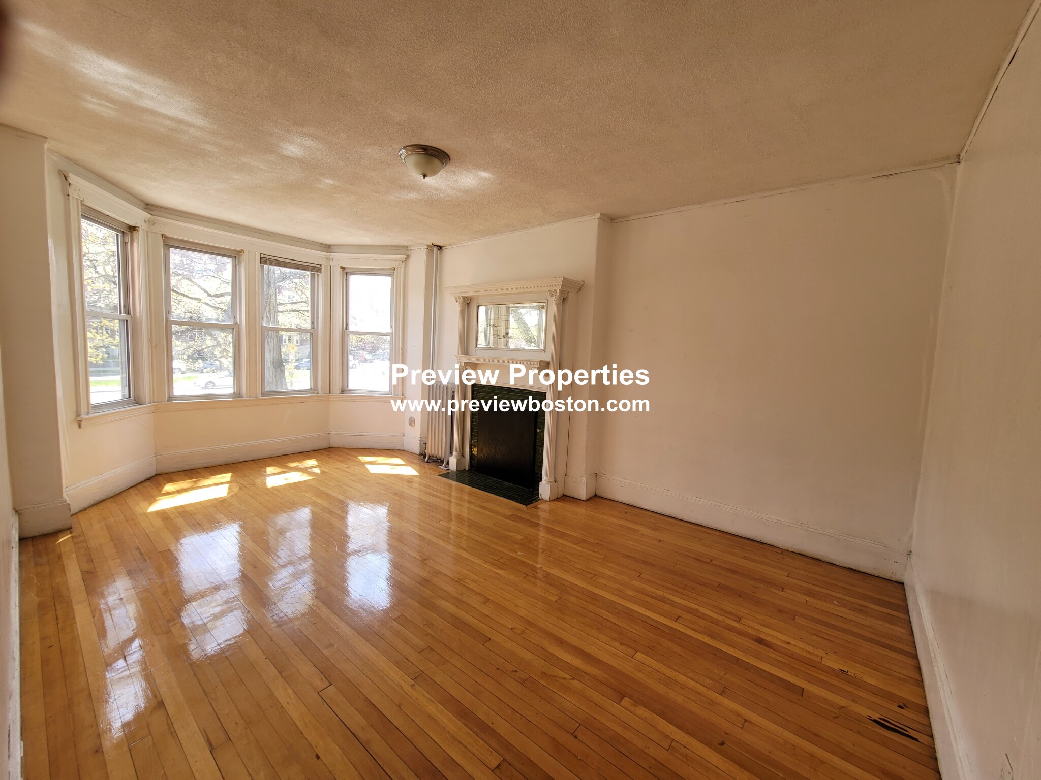 1377 Commonwealth Ave, Allston