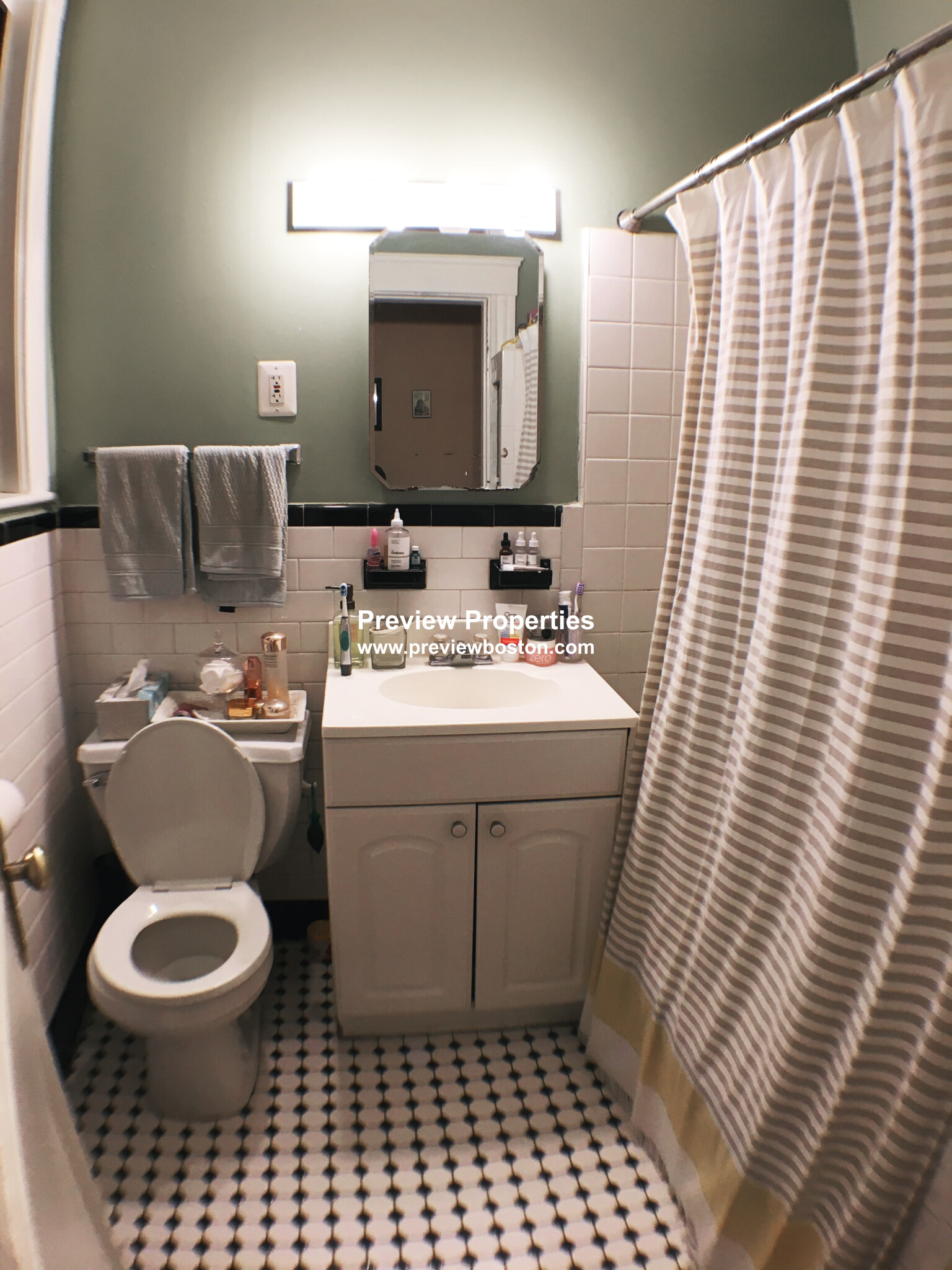 1269 Commonwealth Ave, Brighton