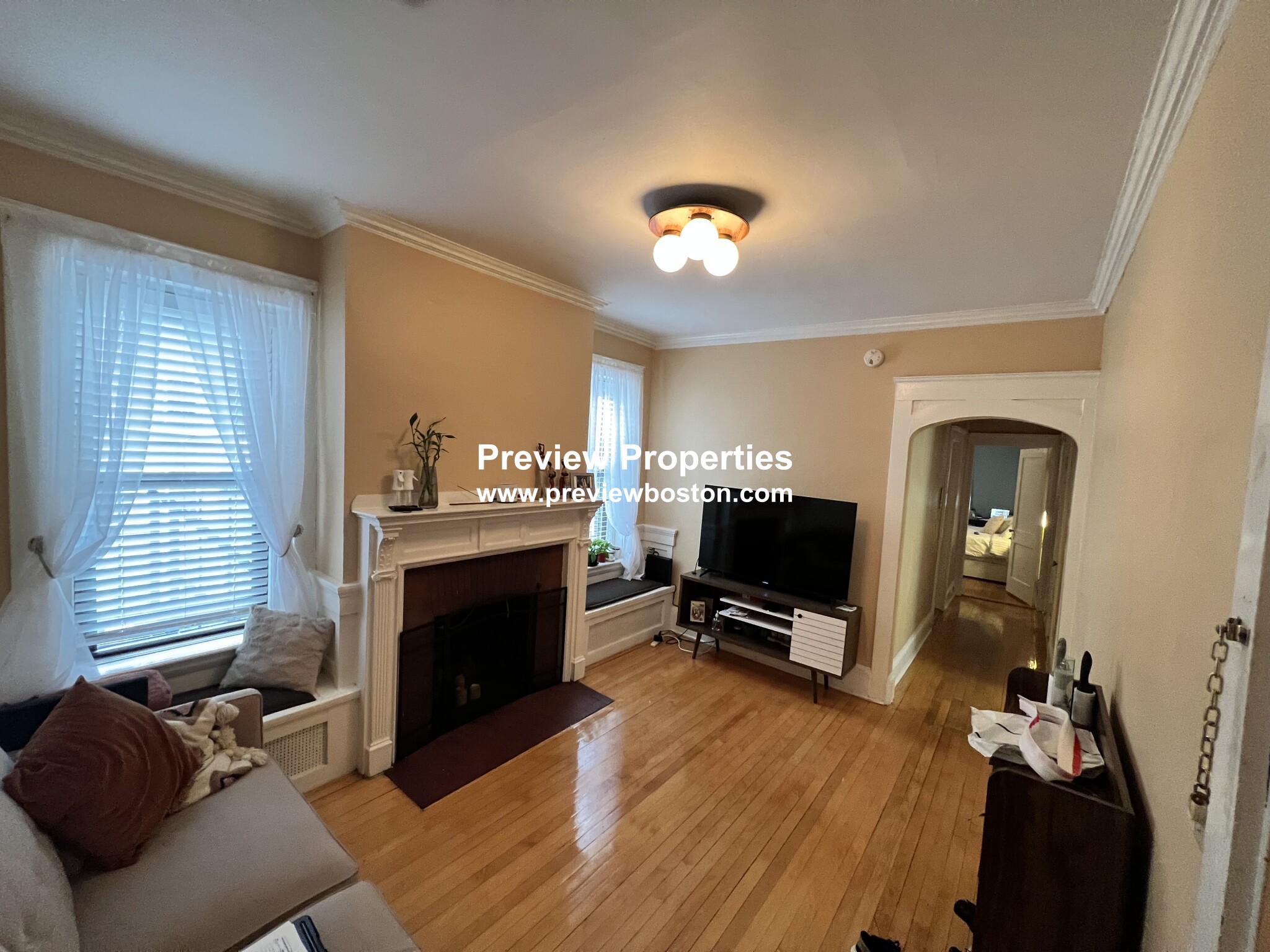 1269 Commonwealth Ave, Brighton