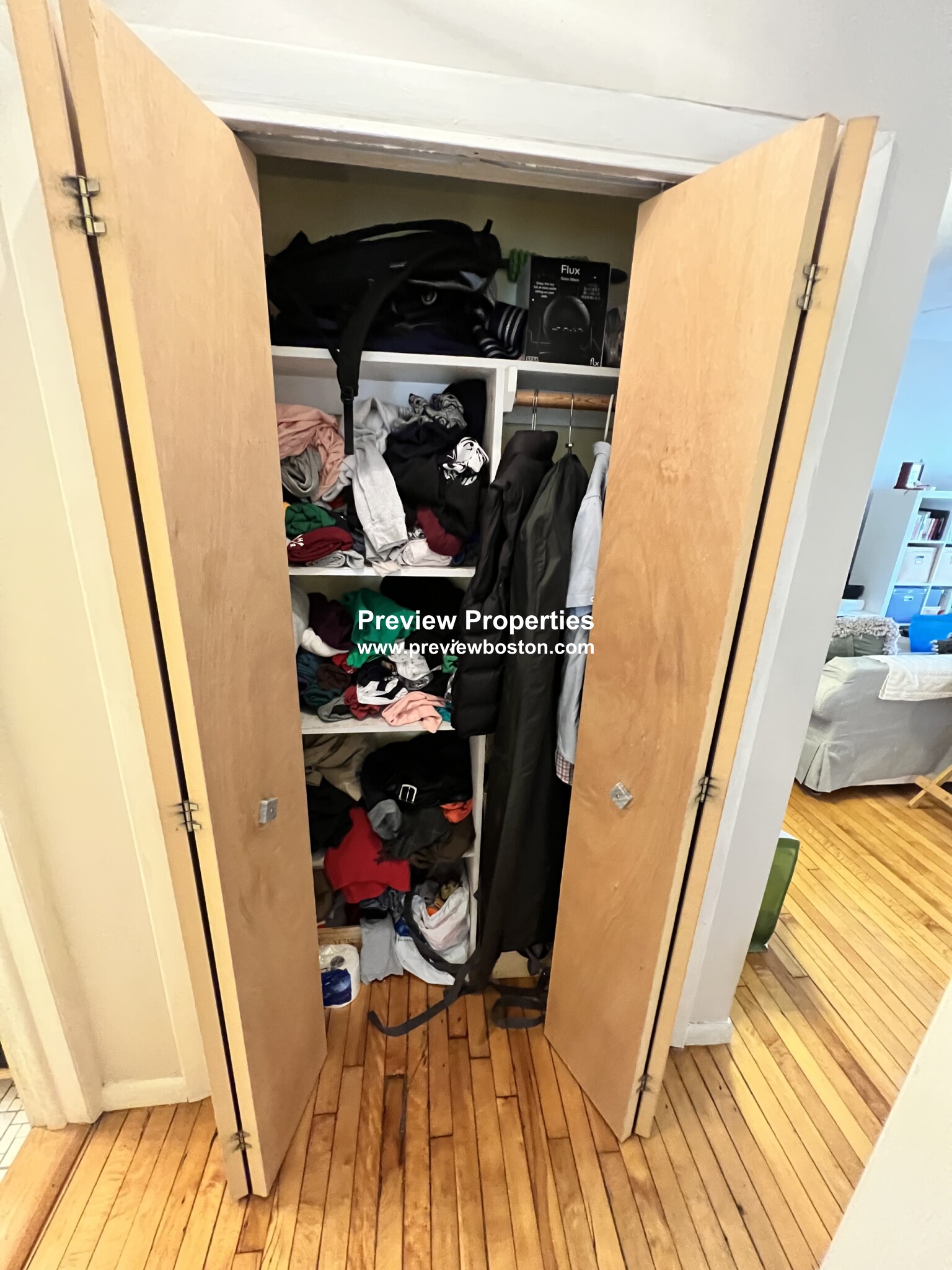 4 Commonwealth Ct, Brighton