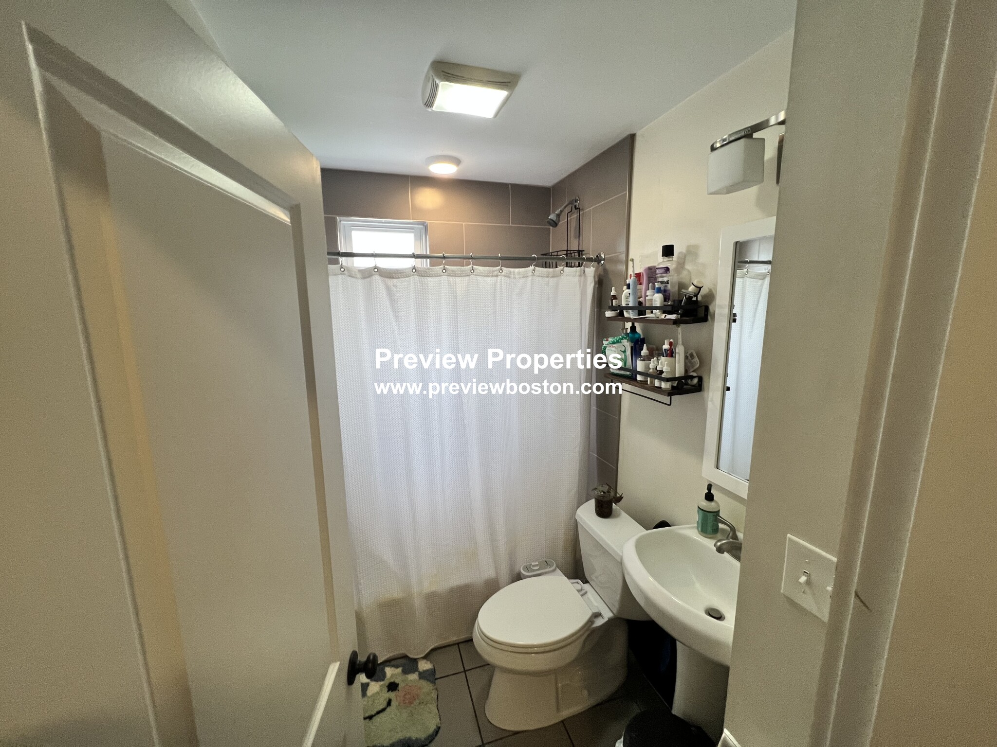 21 Weitz St, Allston