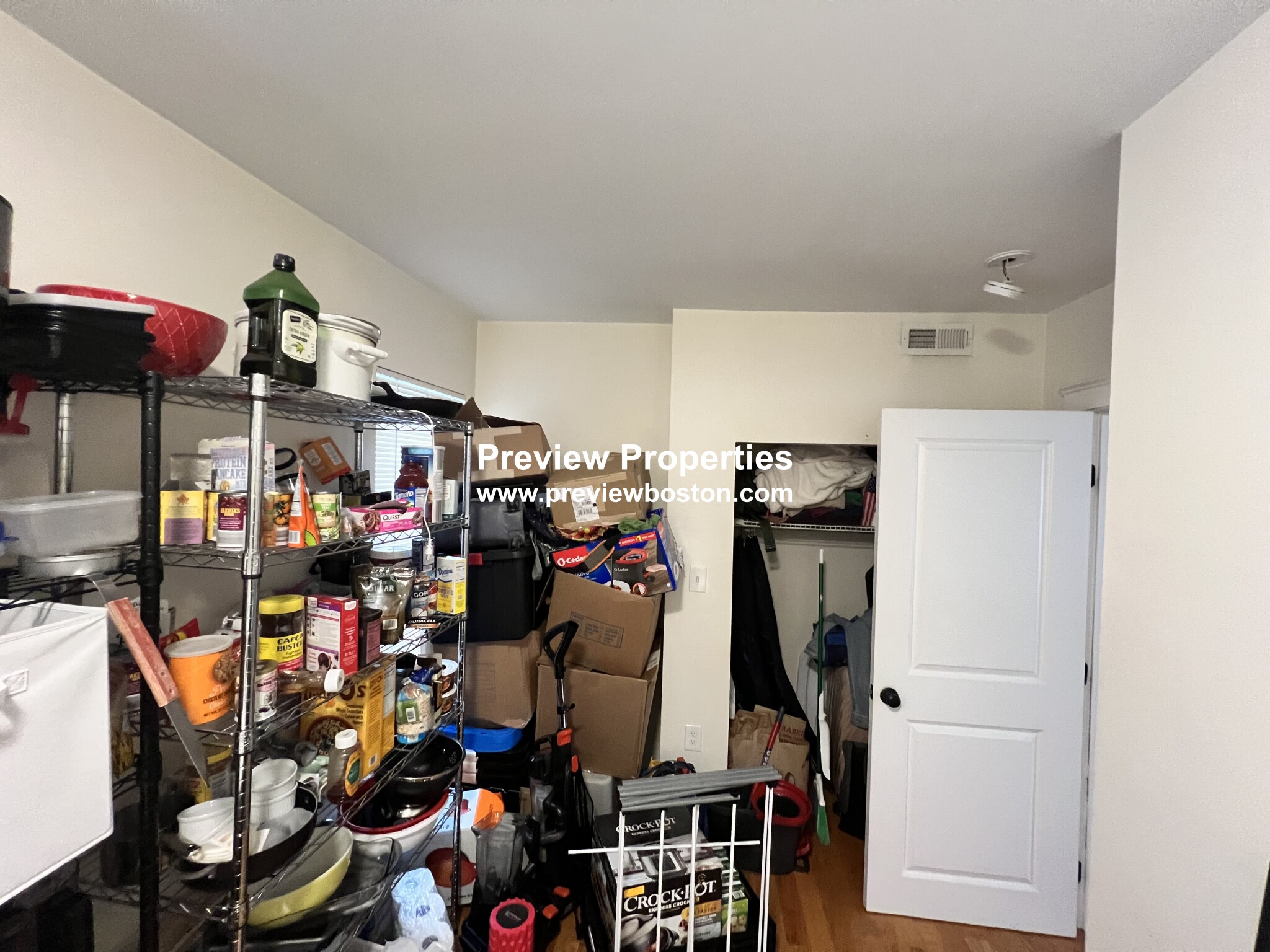 21 Weitz St, Allston