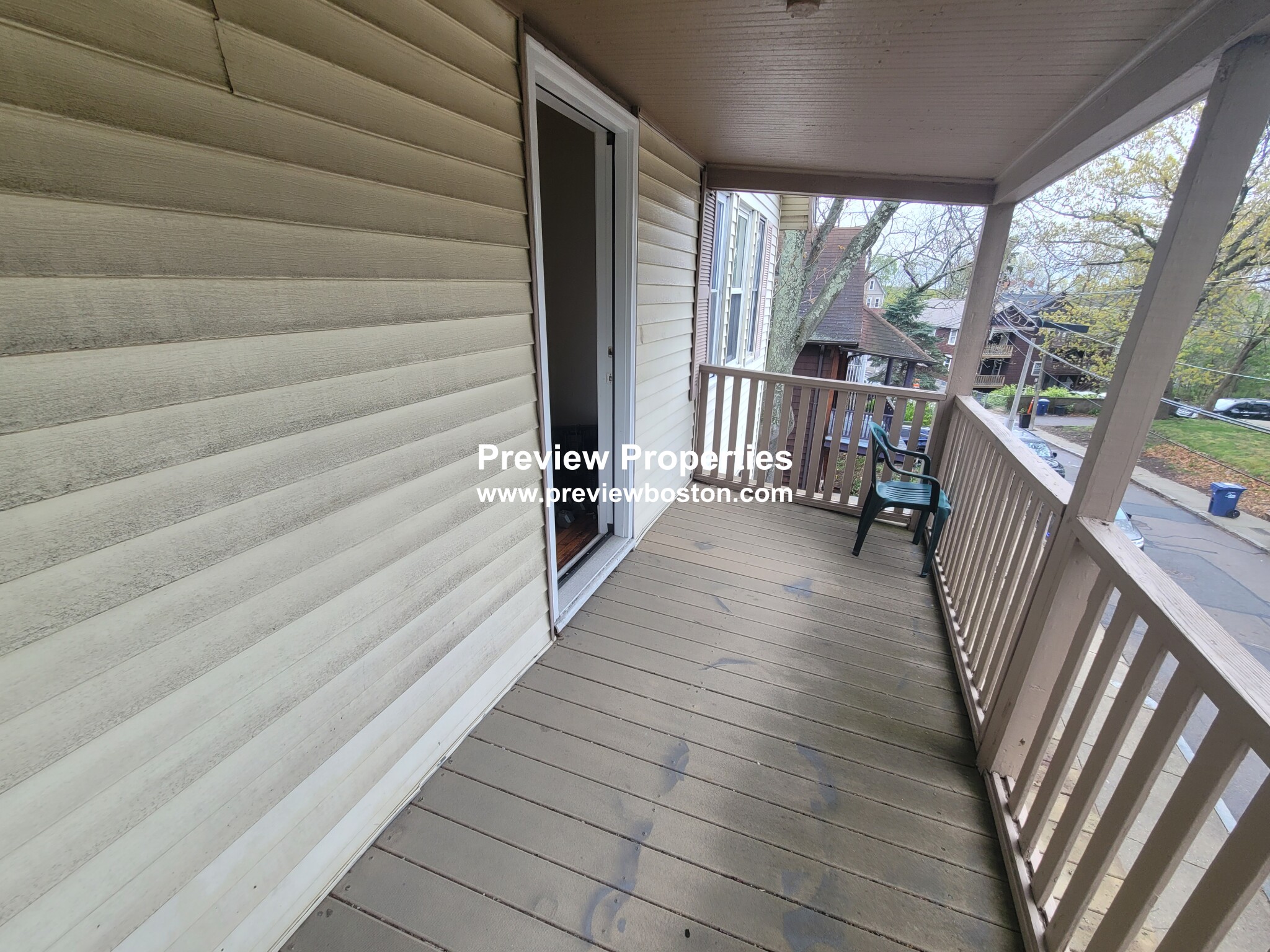 12 Logan St, Roxbury