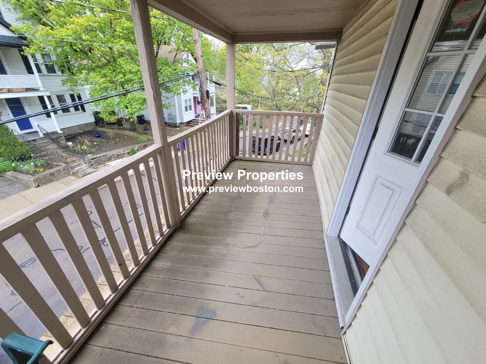 12 Logan St, Roxbury