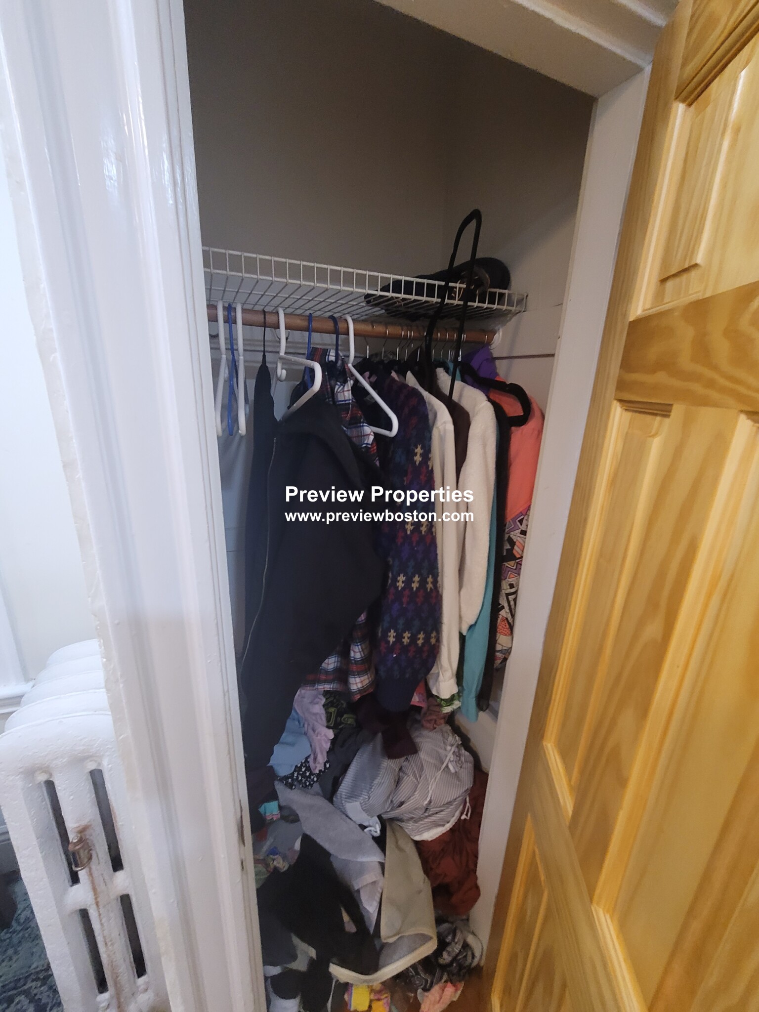 12 Logan St, Roxbury