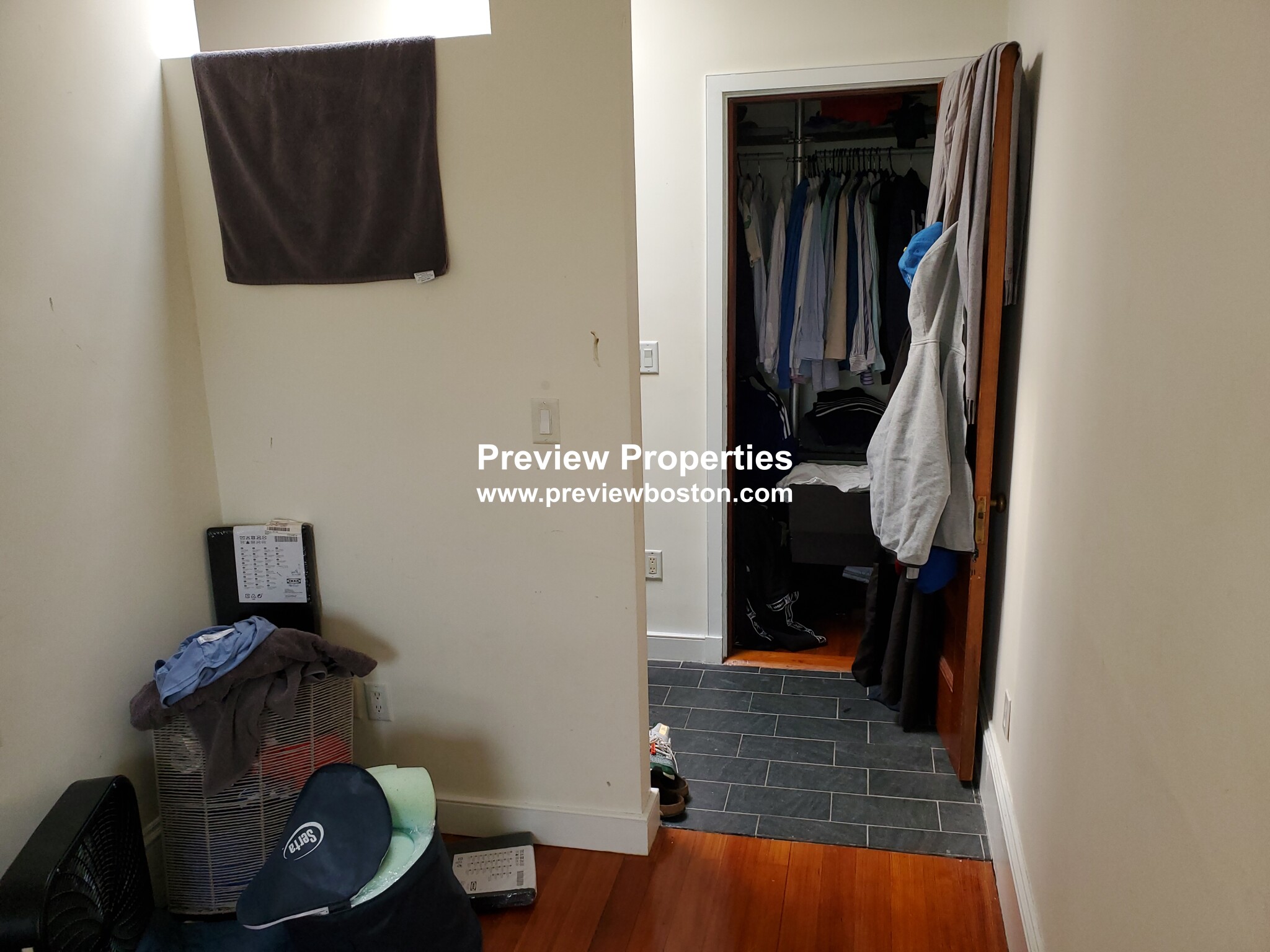 849 Beacon St, Fenway