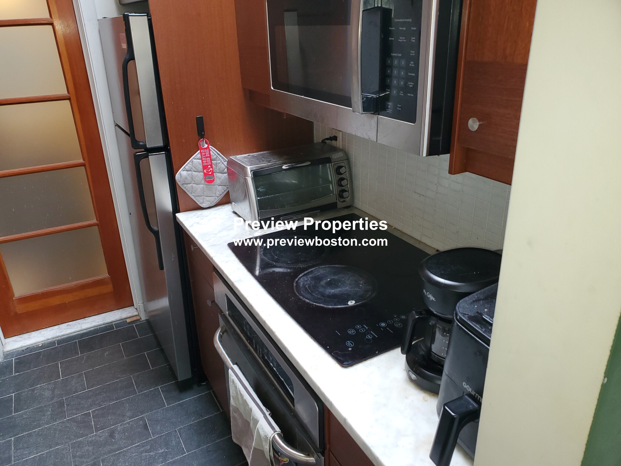 849 Beacon St, Fenway