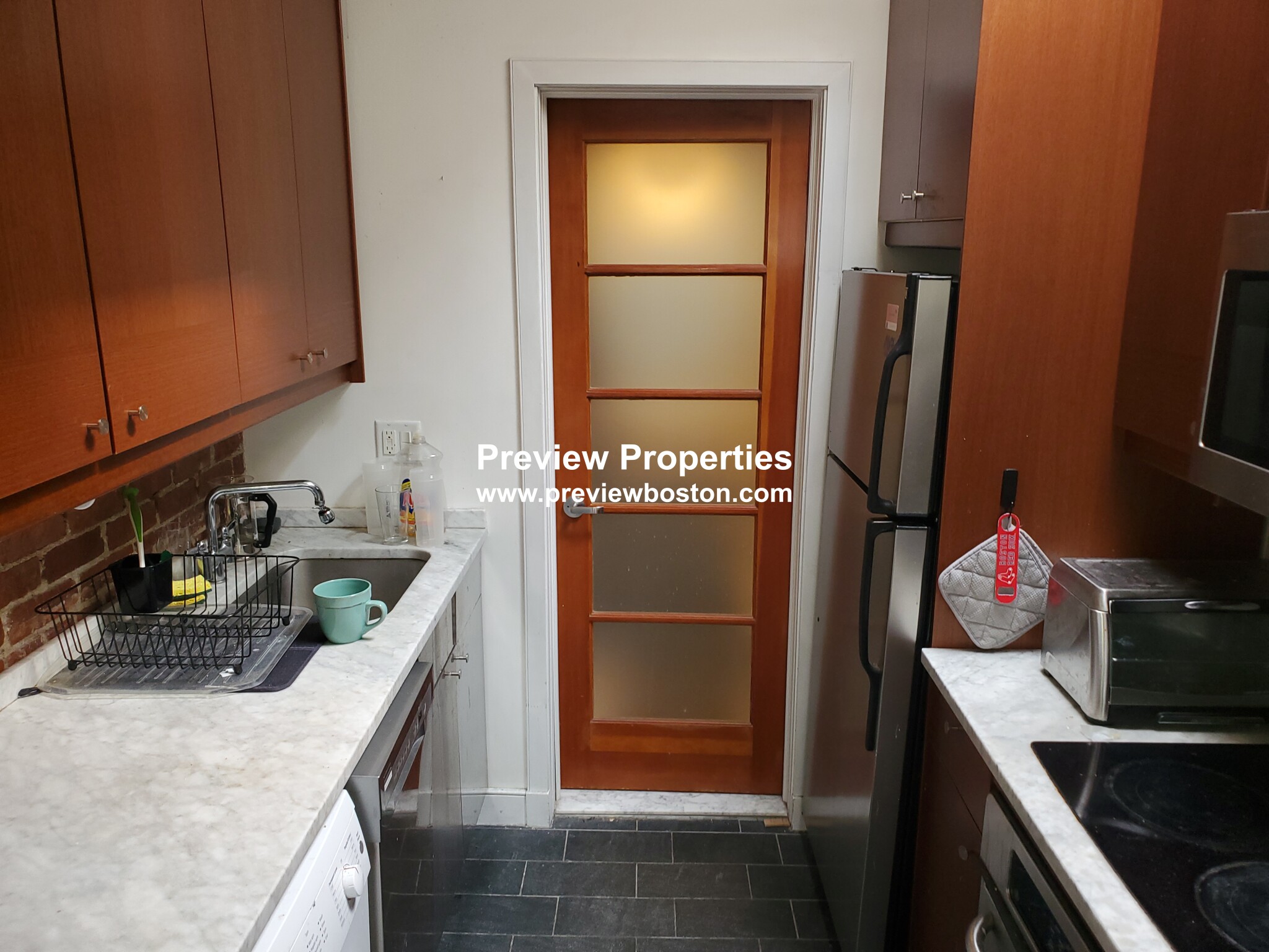 849 Beacon St, Fenway