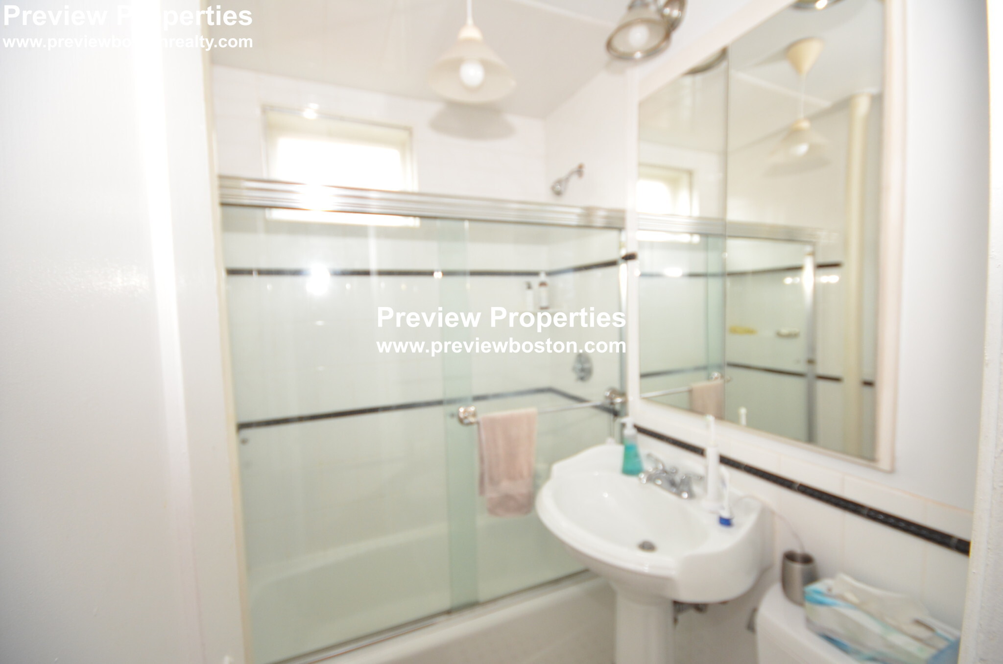 80 Sutherland Rd, Allston