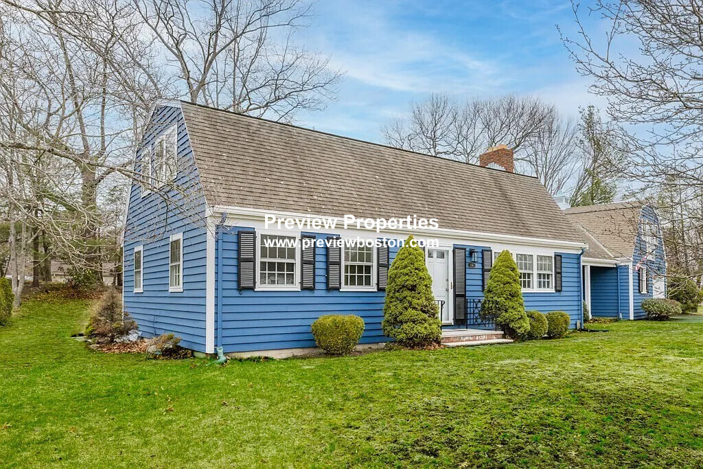 134 Stony Brook Rd, Belmont Center, Belmont, MA Spot Easy